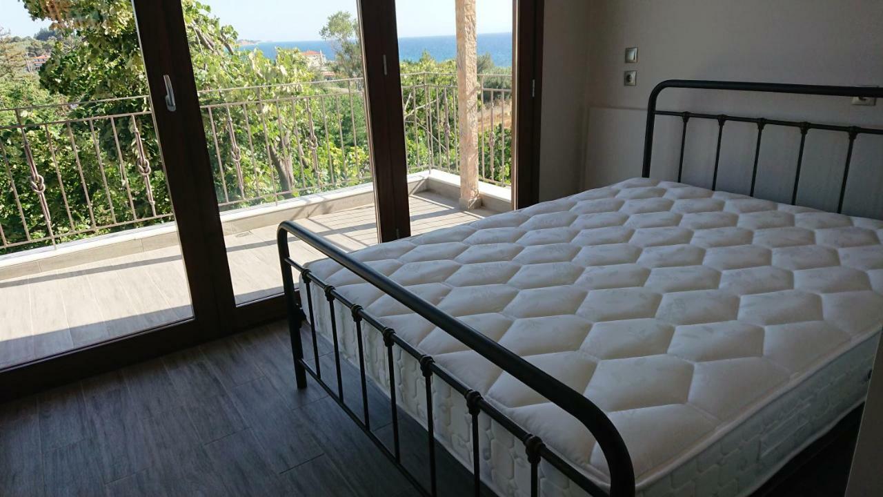 Апартаменты Stone House With Seaview Неа-Потидеа Экстерьер фото