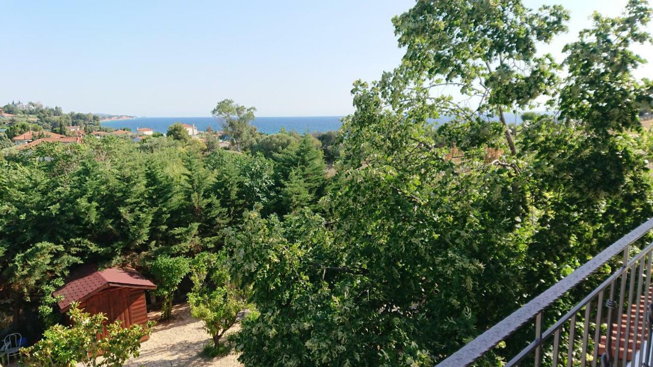 Апартаменты Stone House With Seaview Неа-Потидеа Экстерьер фото